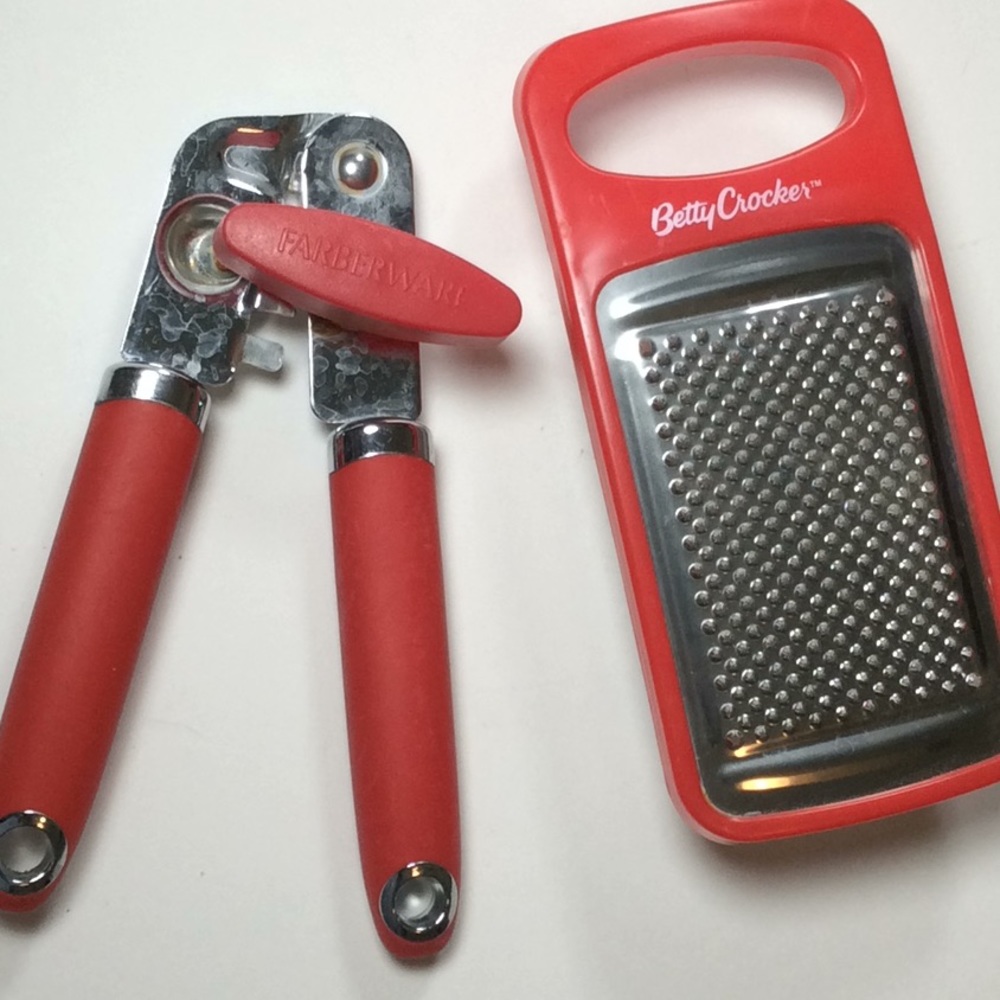 Miscellaneous Kitchen Essentials - Picture 5 of 7